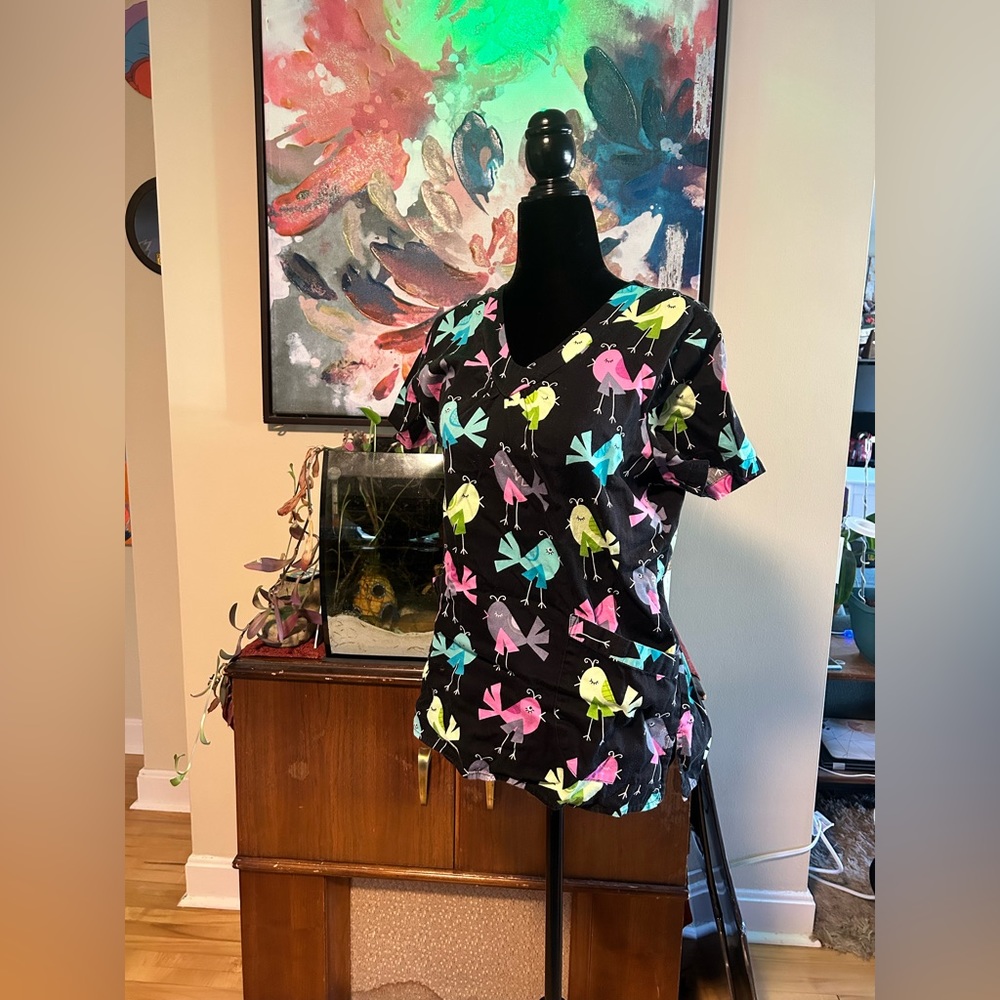 Bird Scrub Top